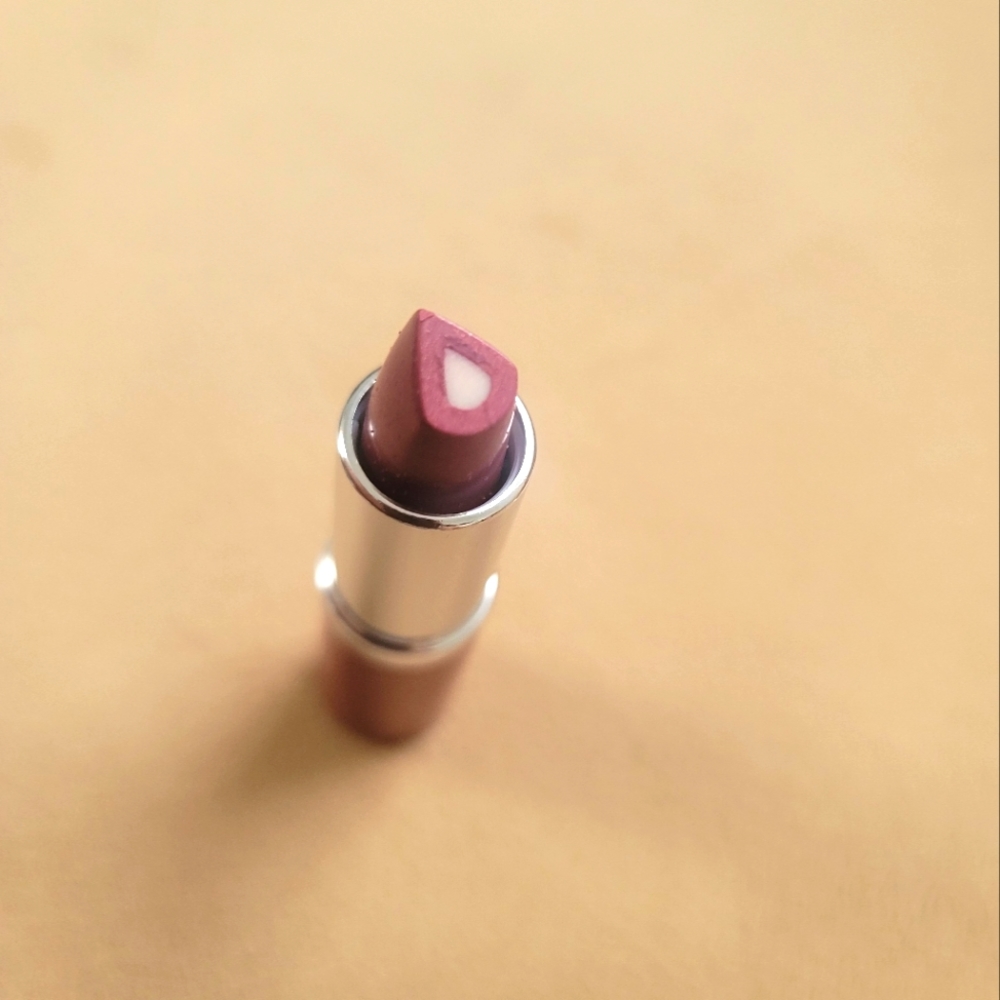 CLINIQUE LIPSTICK UNIQUE